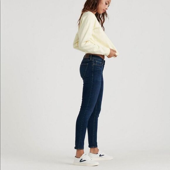 ✨ Low Rise Lolita Skinny Jean✨ - Picture 2 of 4